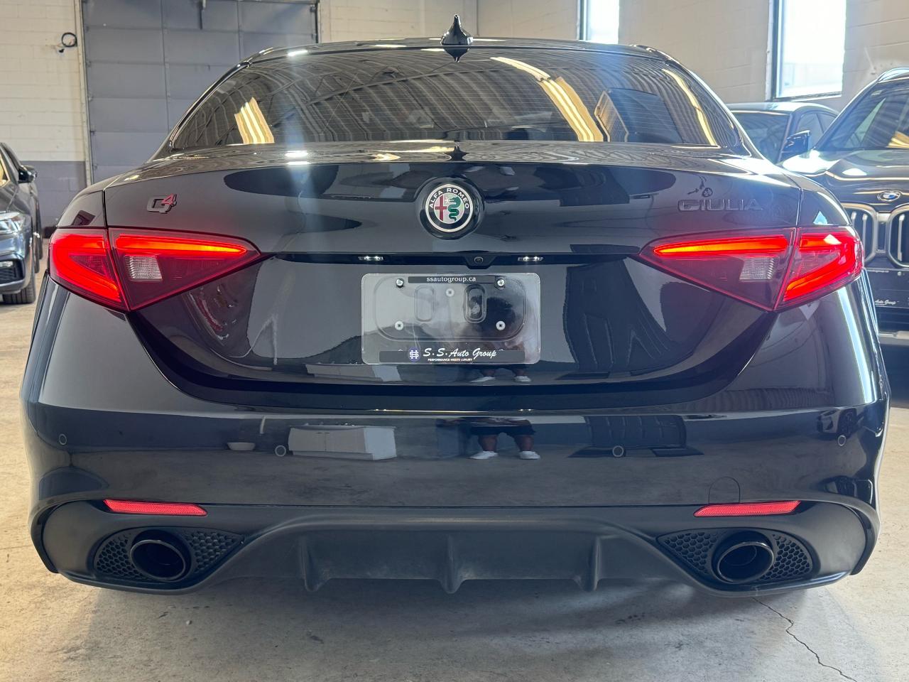 2021 Alfa Romeo Giulia TI SPORT|NAV|BSM|LKA|FCW|HK SOUND|PANO ROOF| - Photo #5