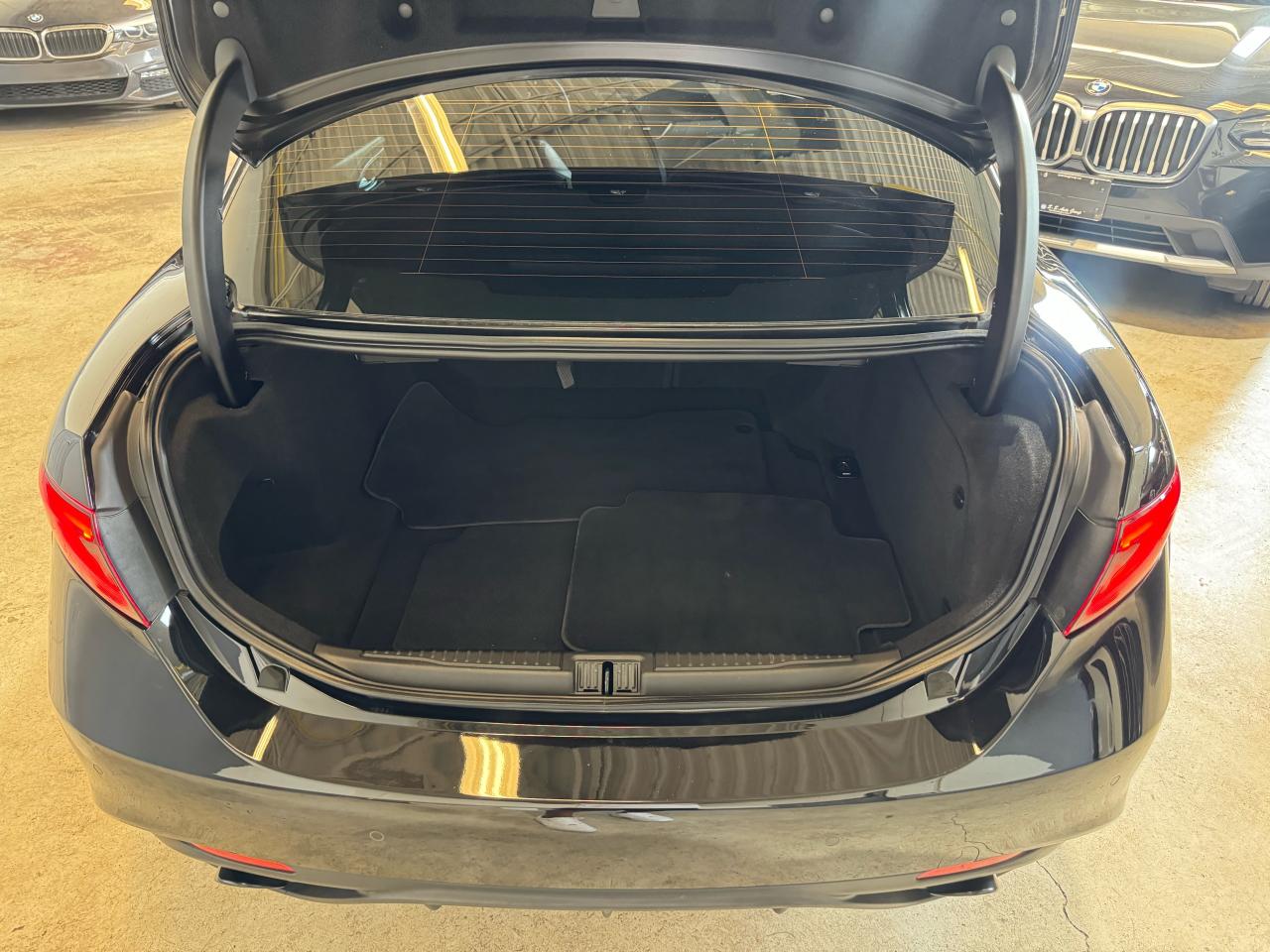 2021 Alfa Romeo Giulia TI SPORT|NAV|BSM|LKA|FCW|HK SOUND|PANO ROOF| - Photo #31