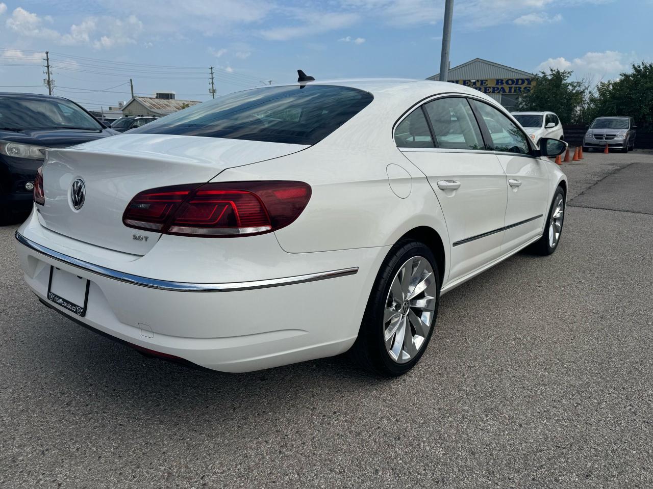 2013 Volkswagen Passat CC Highline - Photo #5