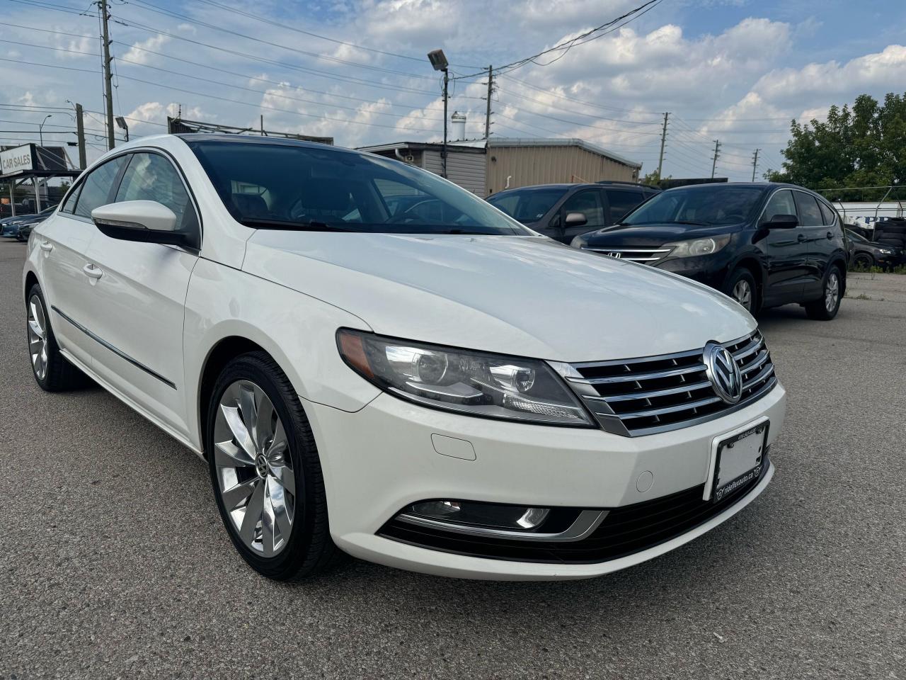 2013 Volkswagen Passat CC Highline Photo2