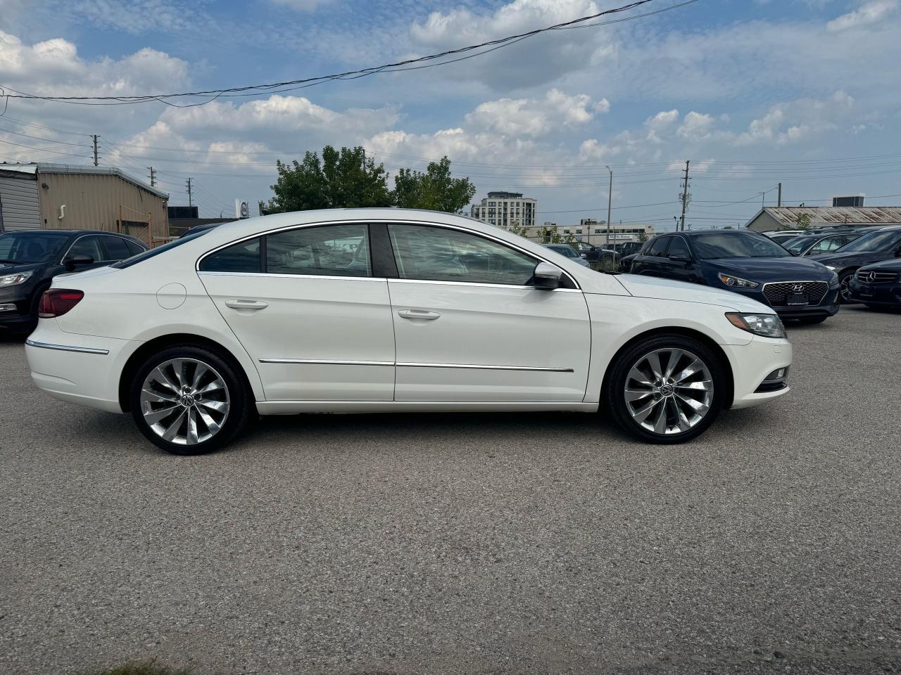2013 Volkswagen Passat CC Highline - Photo #4
