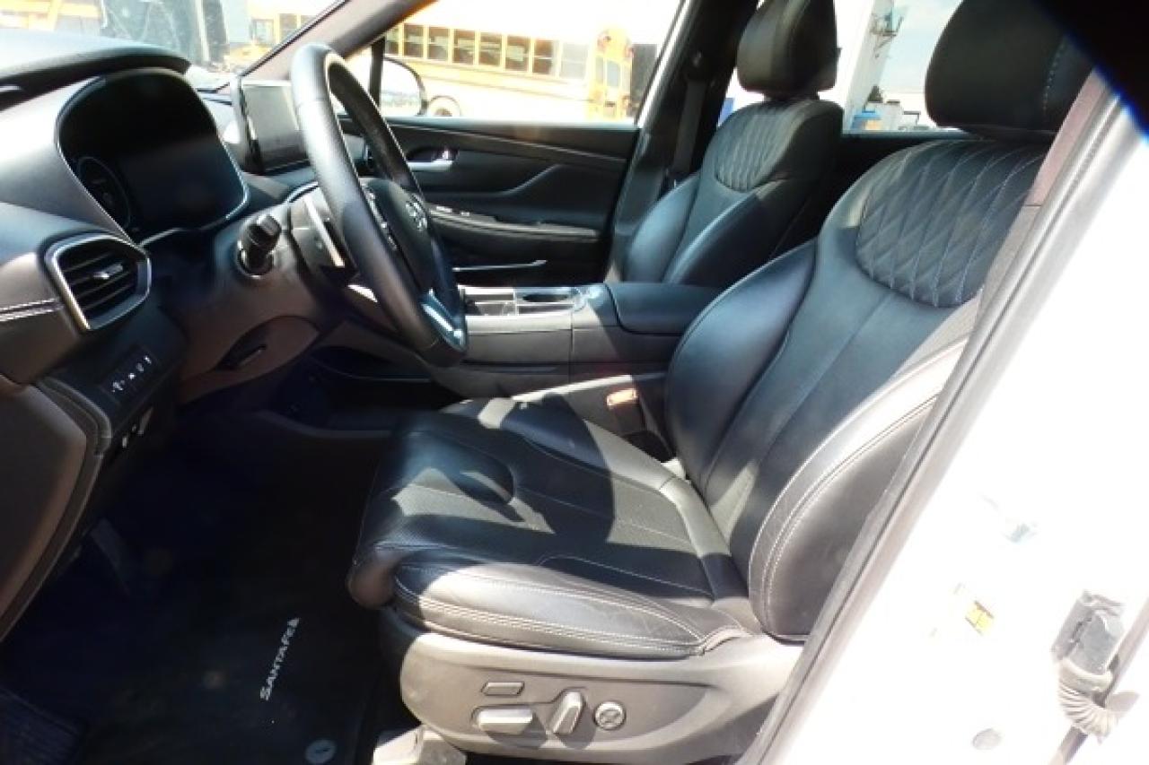 2022 Hyundai Santa Fe Ult. Cal. AWD 2.5T w/H&C L, pano S/R, NAV, BUC,HUD - Photo #11