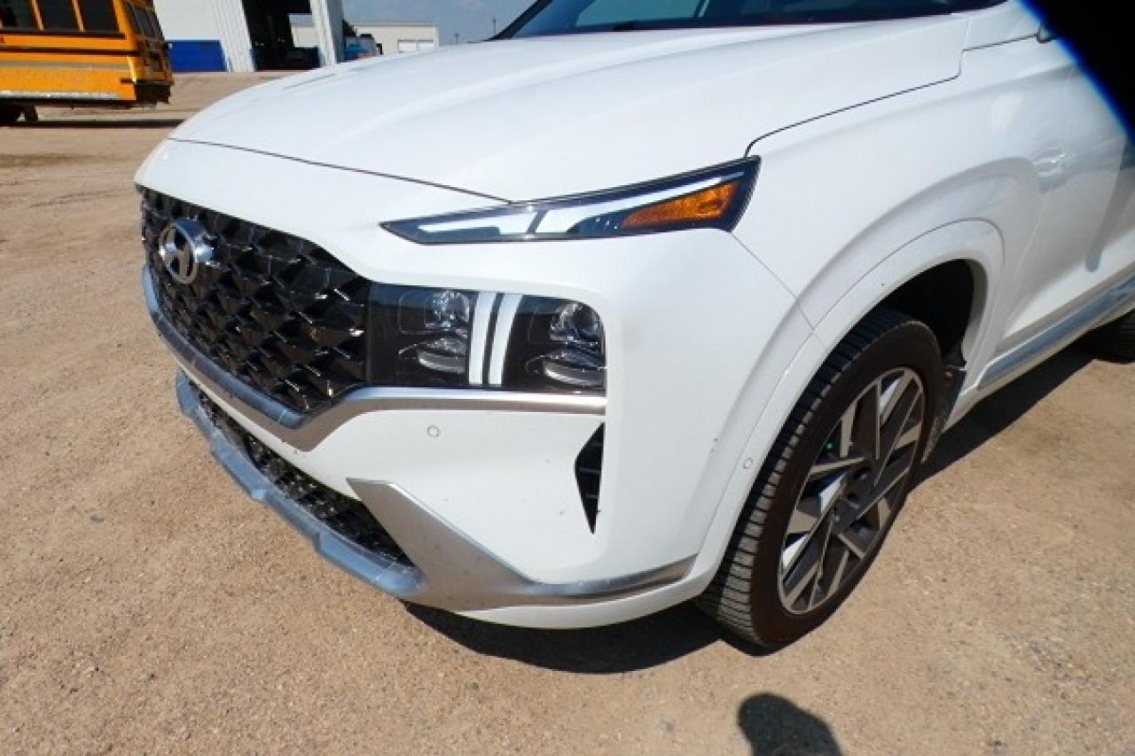 2022 Hyundai Santa Fe Ult. Cal. AWD 2.5T w/H&C L, pano S/R, NAV, BUC,HUD - Photo #28