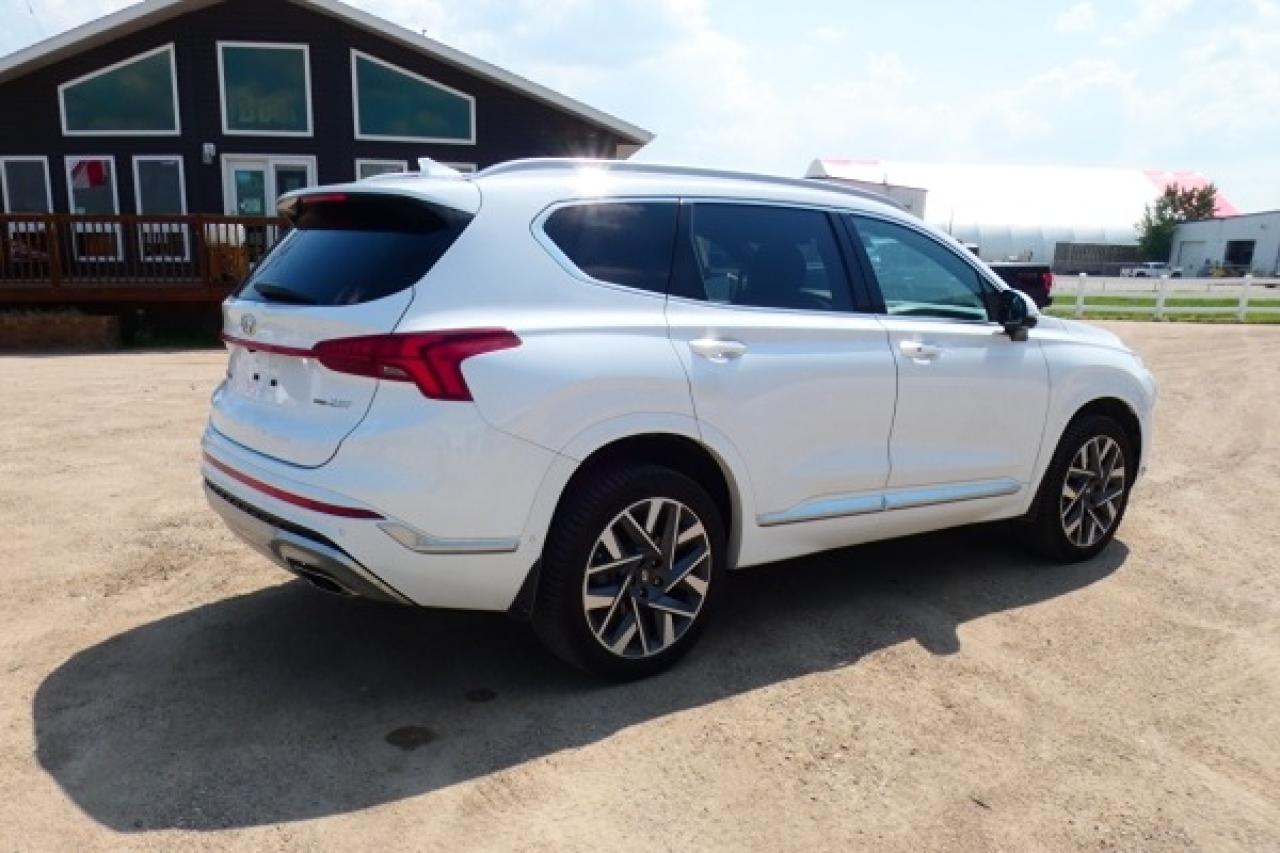 2022 Hyundai Santa Fe Ult. Cal. AWD 2.5T w/H&C L, pano S/R, NAV, BUC,HUD - Photo #6