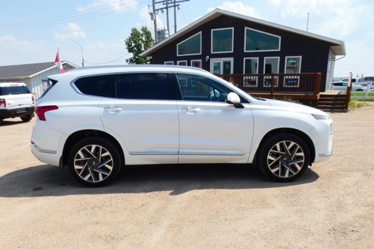 2022 Hyundai Santa Fe Ult. Cal. AWD 2.5T w/H&C L, pano S/R, NAV, BUC,HUD - Photo #5