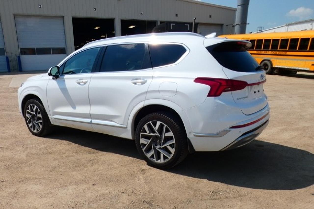 2022 Hyundai Santa Fe Ult. Cal. AWD 2.5T w/H&C L, pano S/R, NAV, BUC,HUD - Photo #8
