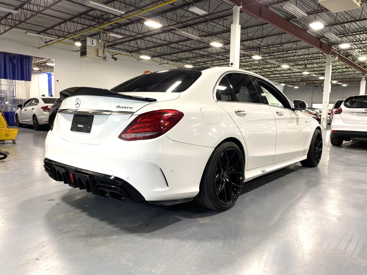 2015 Mercedes-Benz C-Class C 400 Photo4