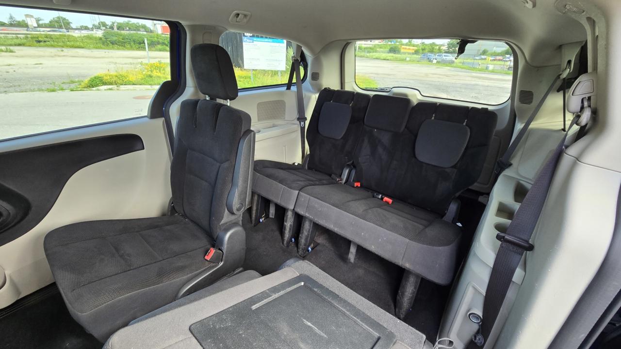 2019 Dodge Grand Caravan SE Plus - Photo #13