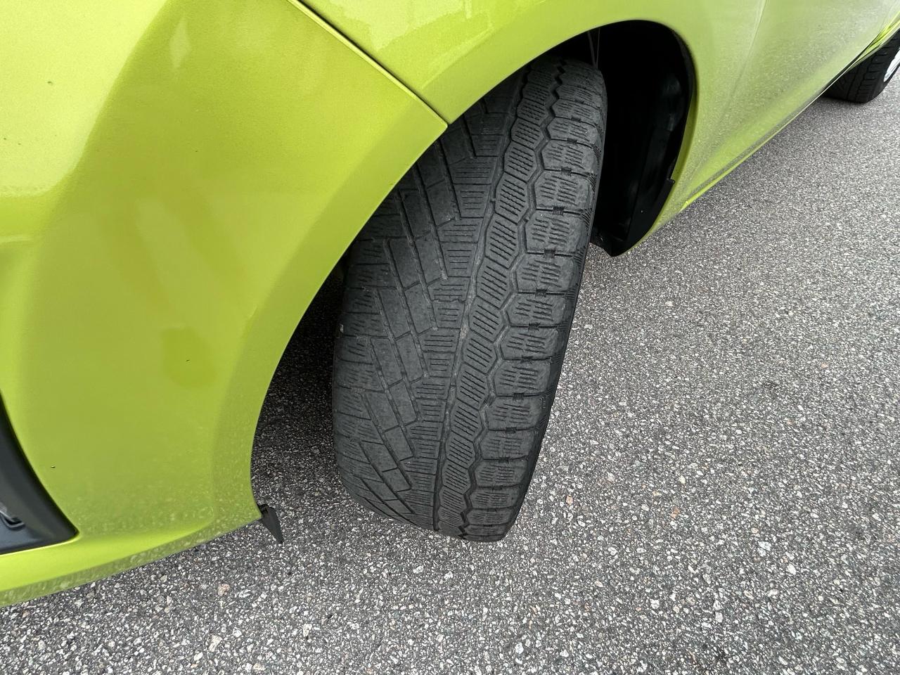 2013 Ford Fiesta SE - Photo #10