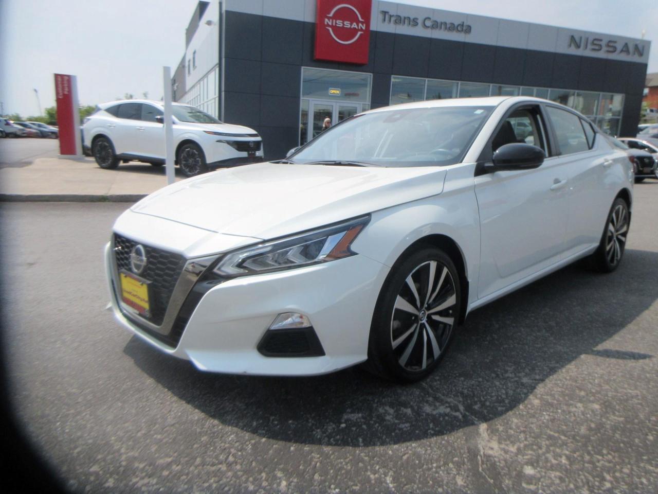 Used 2021 Nissan Altima 2.5 SR for sale in Peterborough, ON