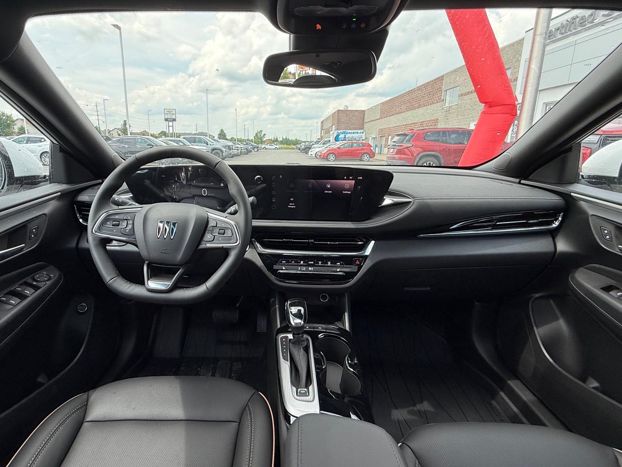 2025 Buick Envista Avenir 1.2L 3CYL WITH REMOTE START/ENTRY, HEATED SEATS, HEATED STEERING WHEEL, SUNROOF, POWER LIFTGATE, ANDROID AUTO AND APPLE CARPLAY Photo