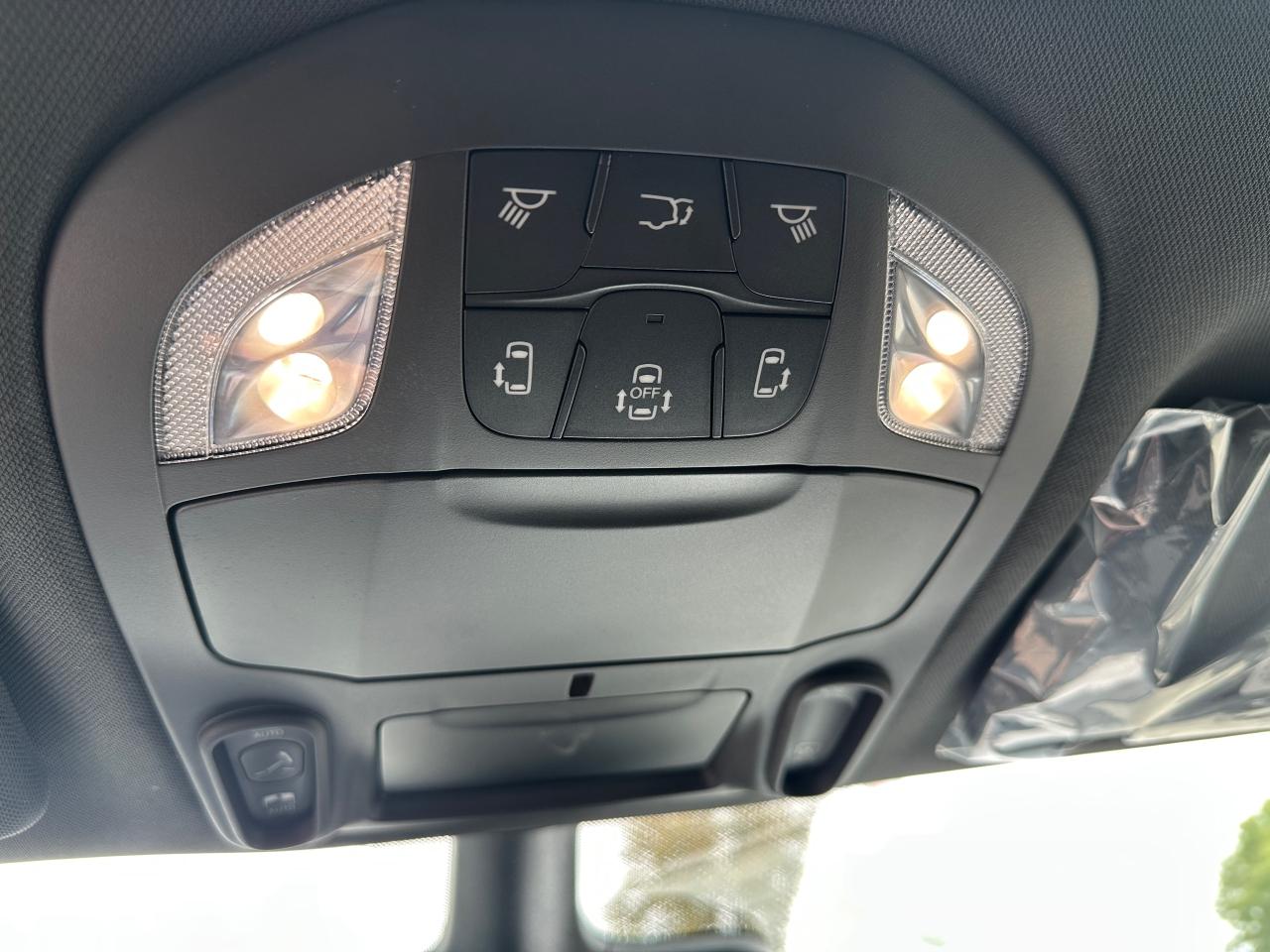 2026 Chrysler Pacifica Limited Photo