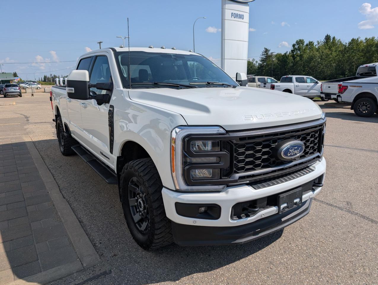 2023 Ford F-250 Super Duty SRW Lariat Photo5