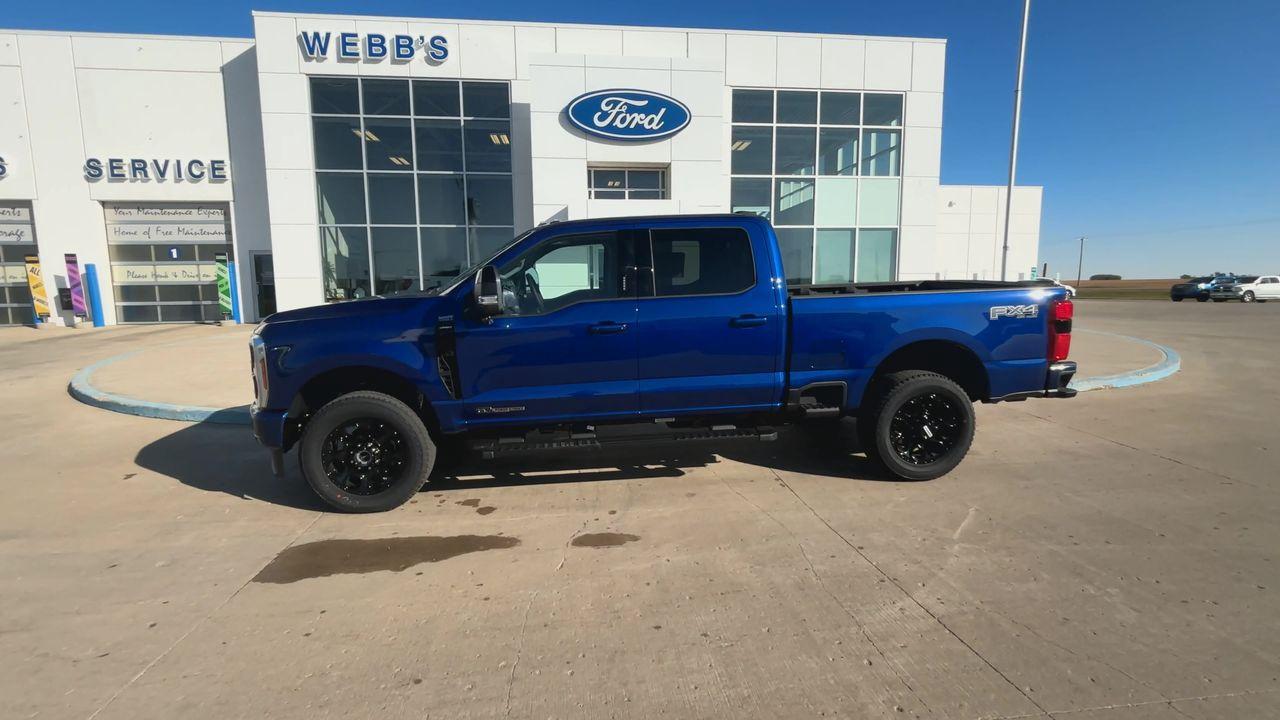2026 Ford F-350 Super Duty SRW LARIAT 4WD CREW CAB 6.75' BOX Photo4