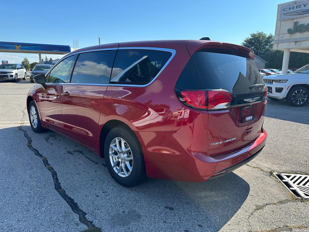 2026 Dodge Grand Caravan SXT Photo