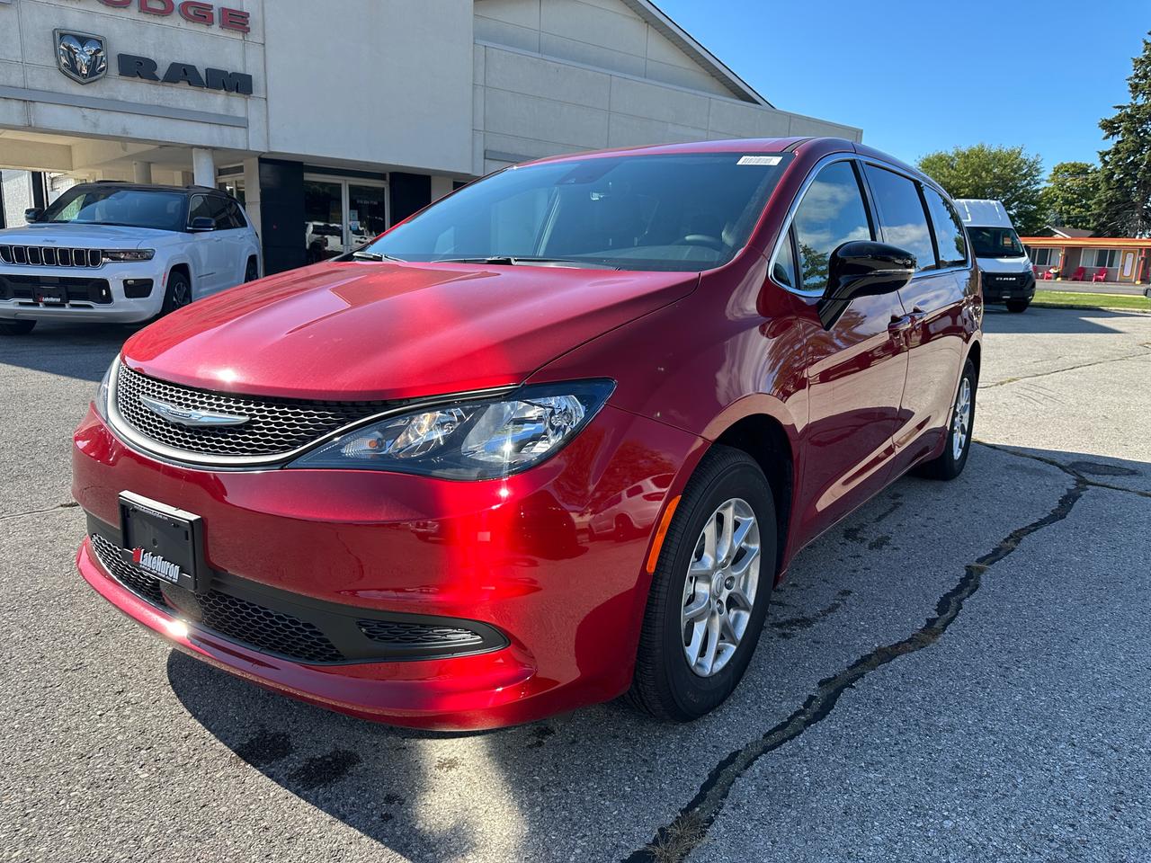 2026 Dodge Grand Caravan SXT Photo