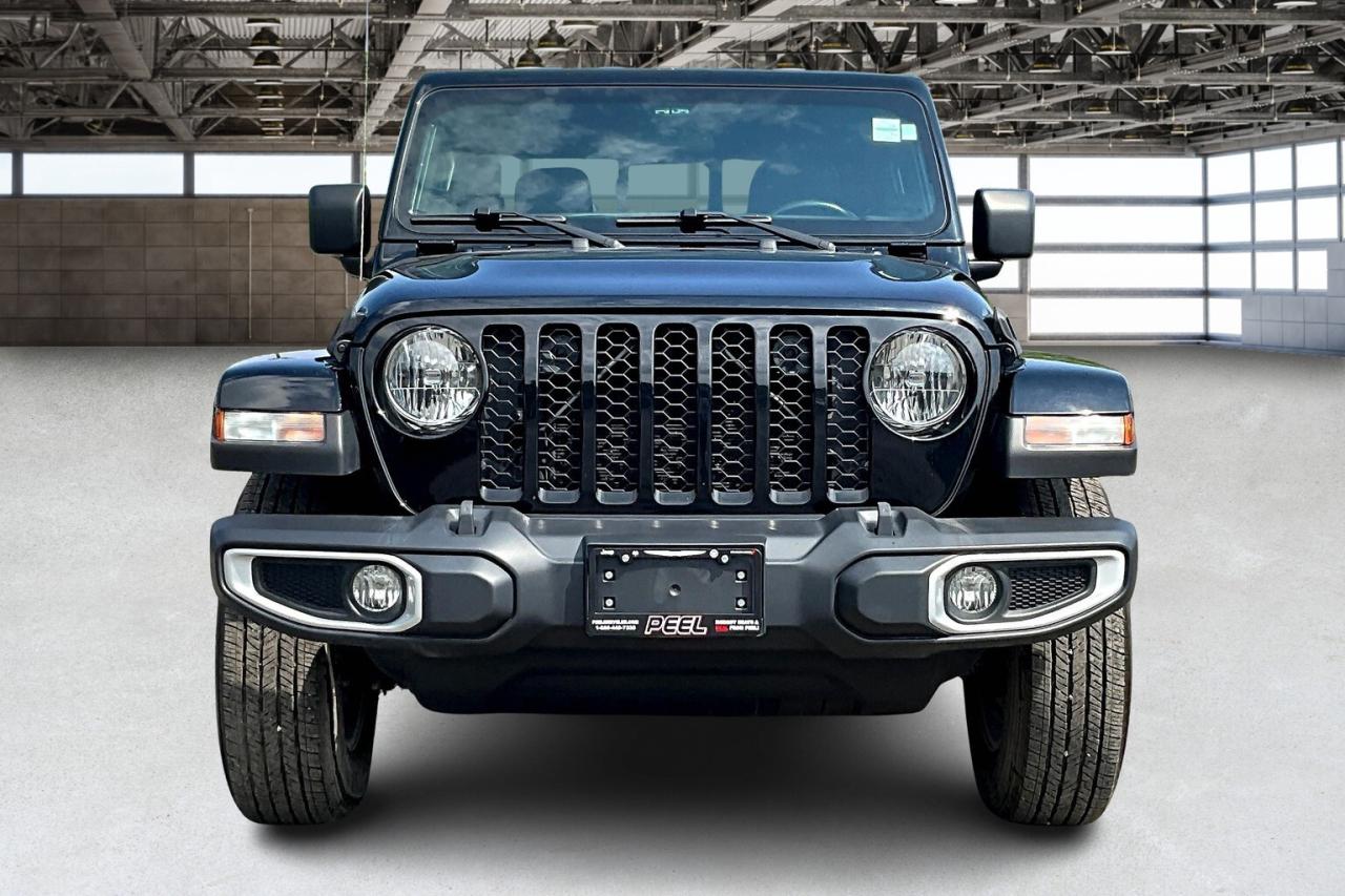 2022 Jeep Gladiator Sport S | HeatedSeats | CarPlay | Hard Top | 4X4 Photo2