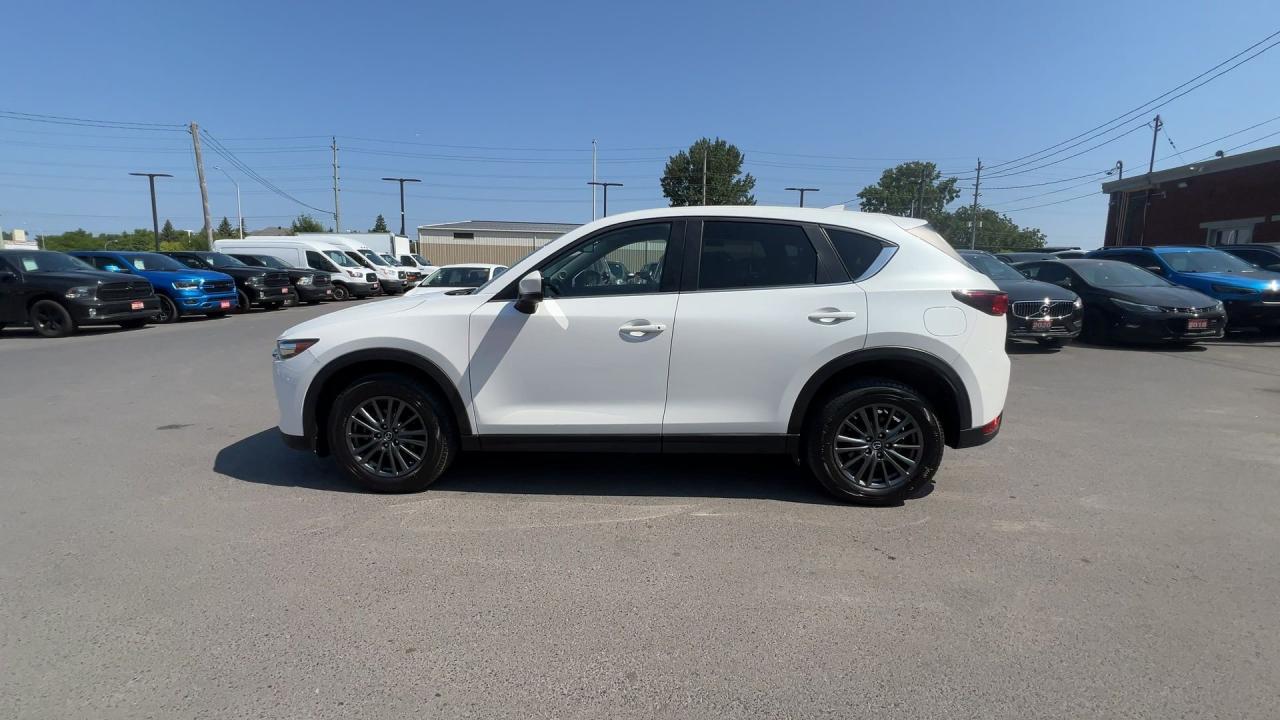2021 Mazda CX-5 GS |HEATED LEATHER |CARPLAY |17IN ALLOYS |LOW KMS Photo4