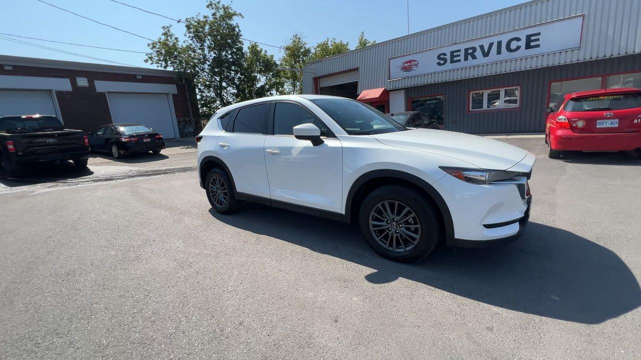2021 Mazda CX-5 GS |HEATED LEATHER |CARPLAY |17IN ALLOYS |LOW KMS Photo