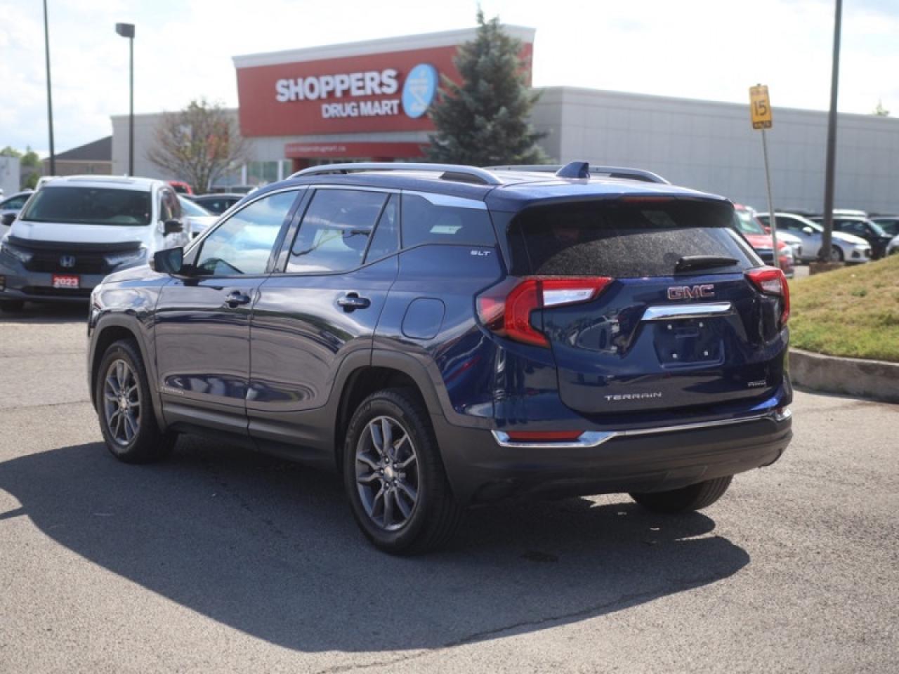 2023 GMC Terrain SLT  **LEATHER - HTD SW** Photo2