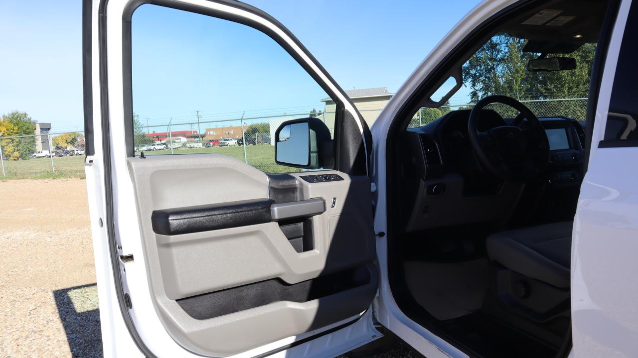 2020 Ford F-150 XLT Photo5