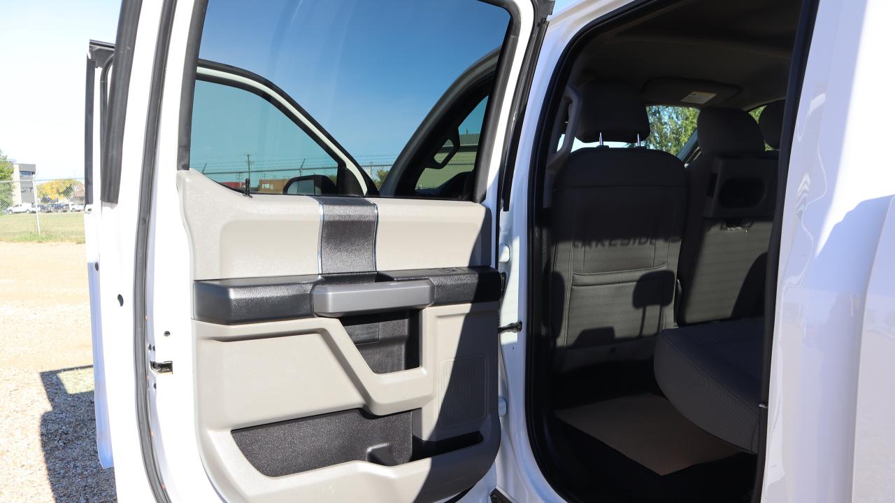 2020 Ford F-150 XLT Photo5