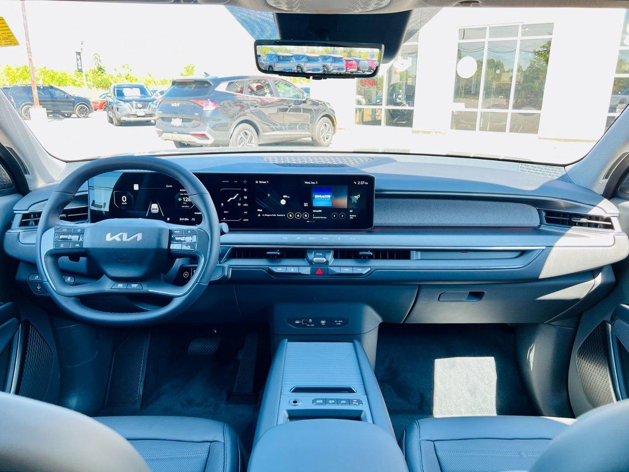 2026 Kia EV9 Land AWD w/ Premium Package Photo