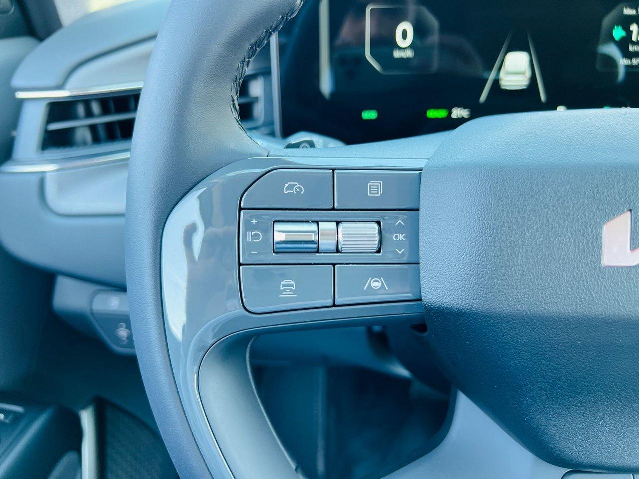 2026 Kia EV9 Land AWD w/ Premium Package Photo