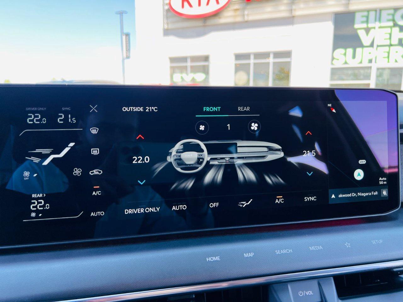 2026 Kia EV9 Land AWD w/ Premium Package Photo