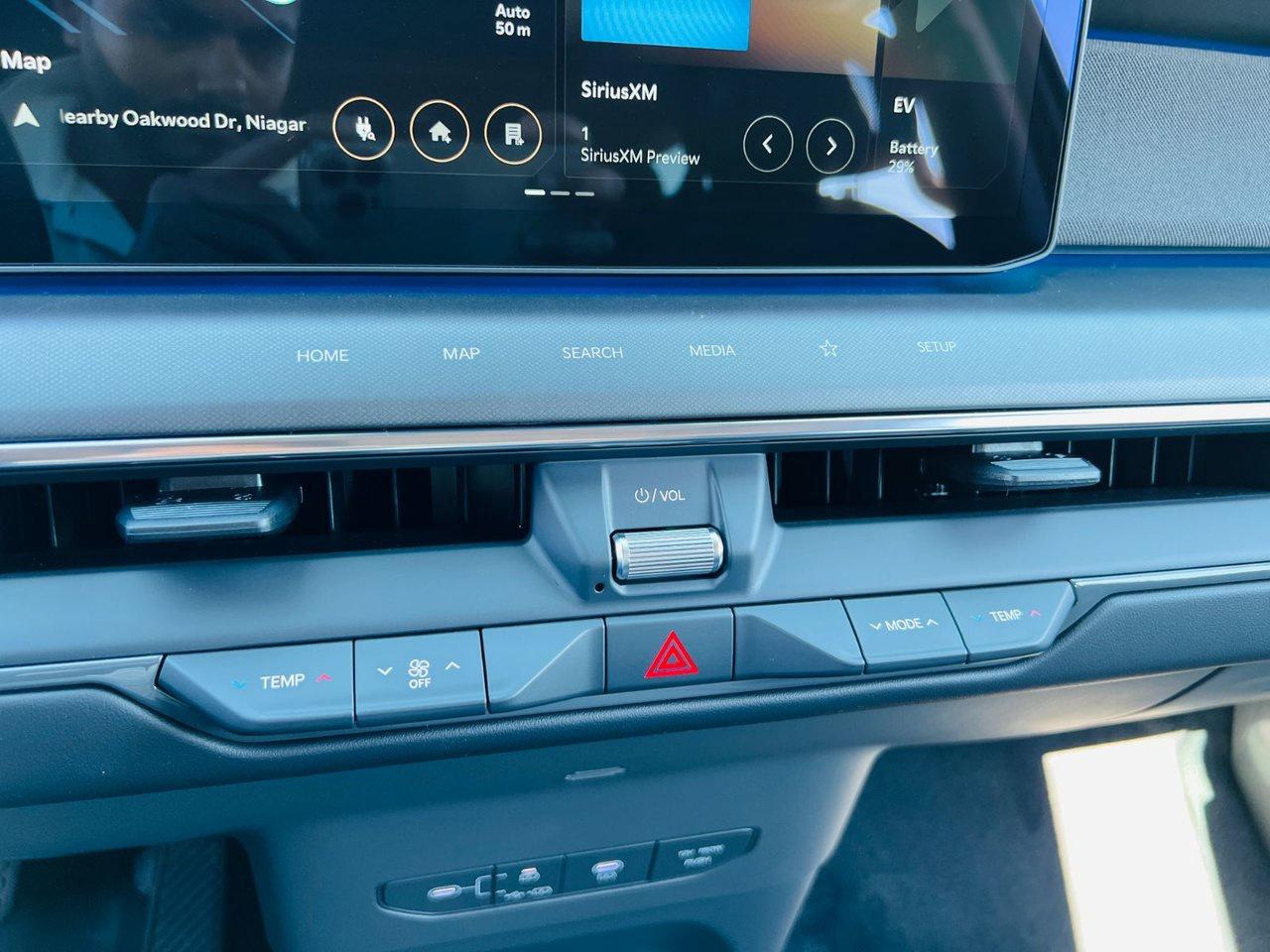 2026 Kia EV9 Land AWD w/ Premium Package Photo