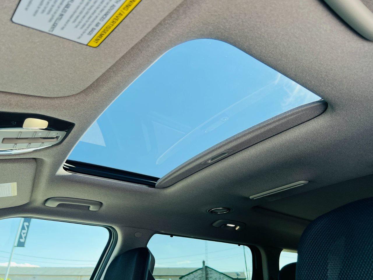 2026 Kia EV9 Land AWD w/ Premium Package Photo