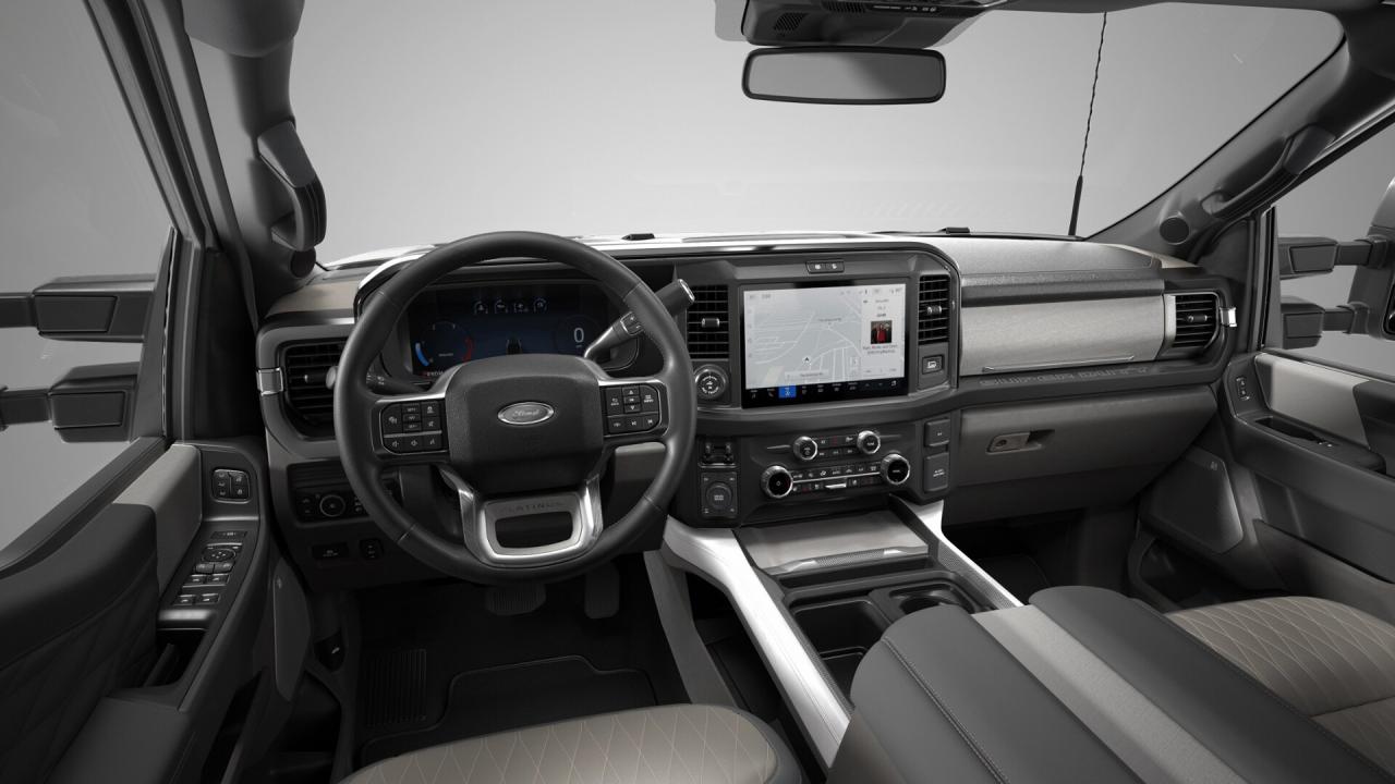 2026 Ford F-350 Super Duty SRW Platinum Photo5
