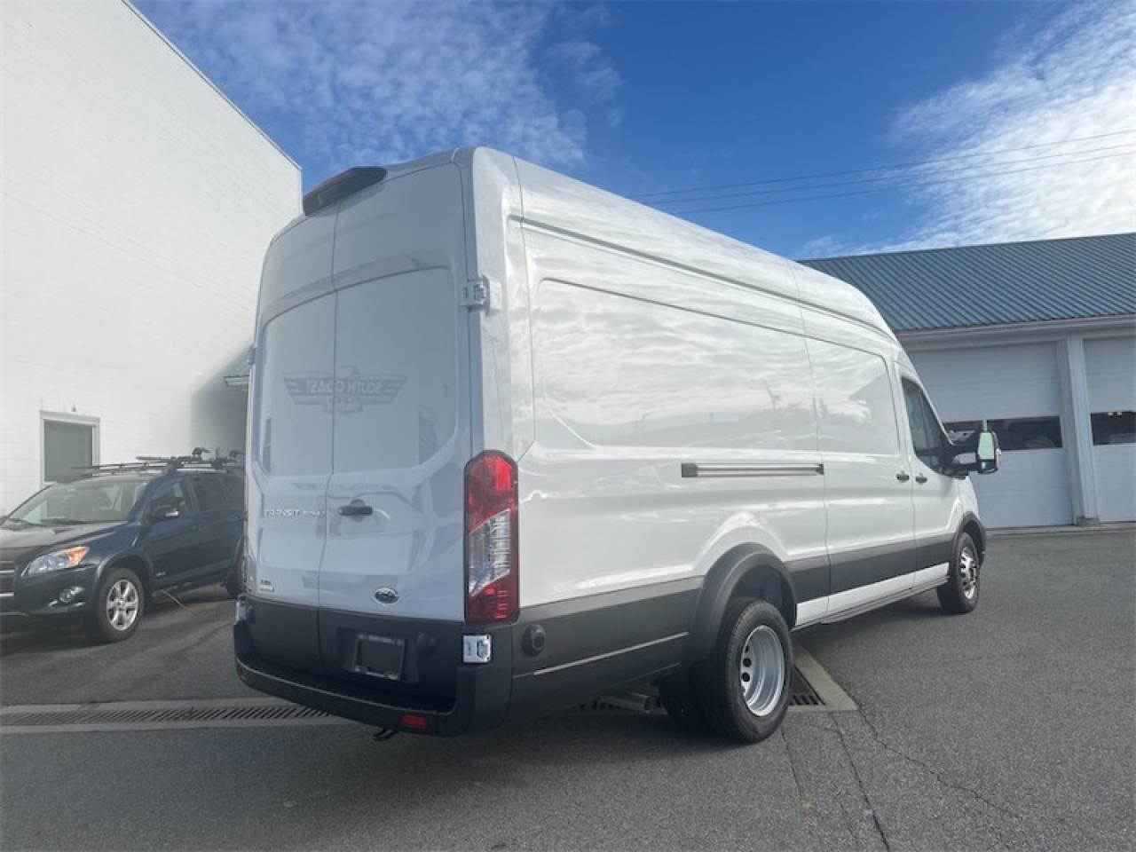2025 Ford Transit Cargo Van Base  - Sync 4 Photo4