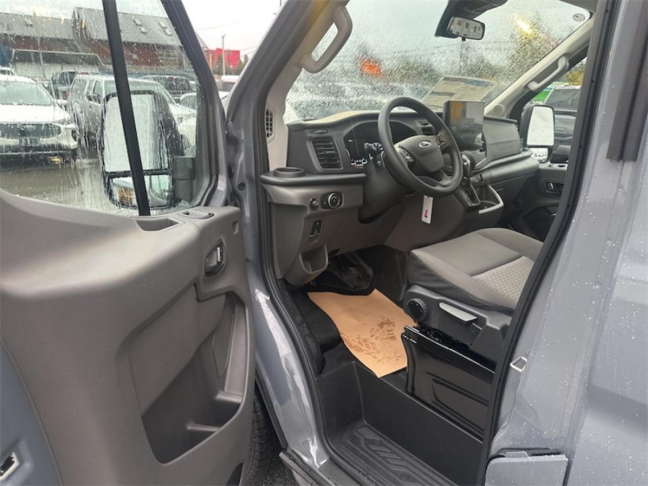 2025 Ford Transit Cargo Van Base  - Tow Package Photo5