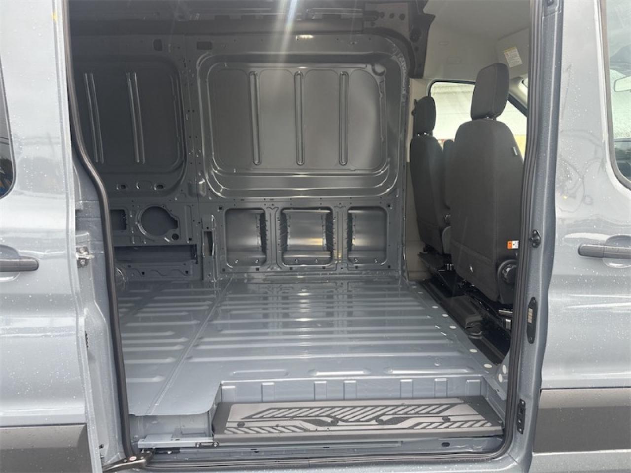2025 Ford Transit Cargo Van Base  - Tow Package Photo5