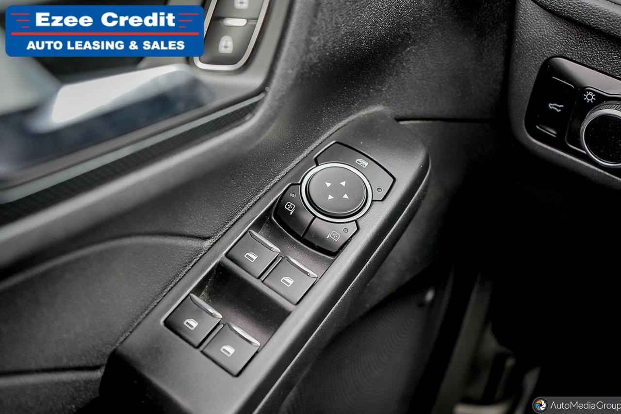 2023 Ford Escape ST-Line Photo45