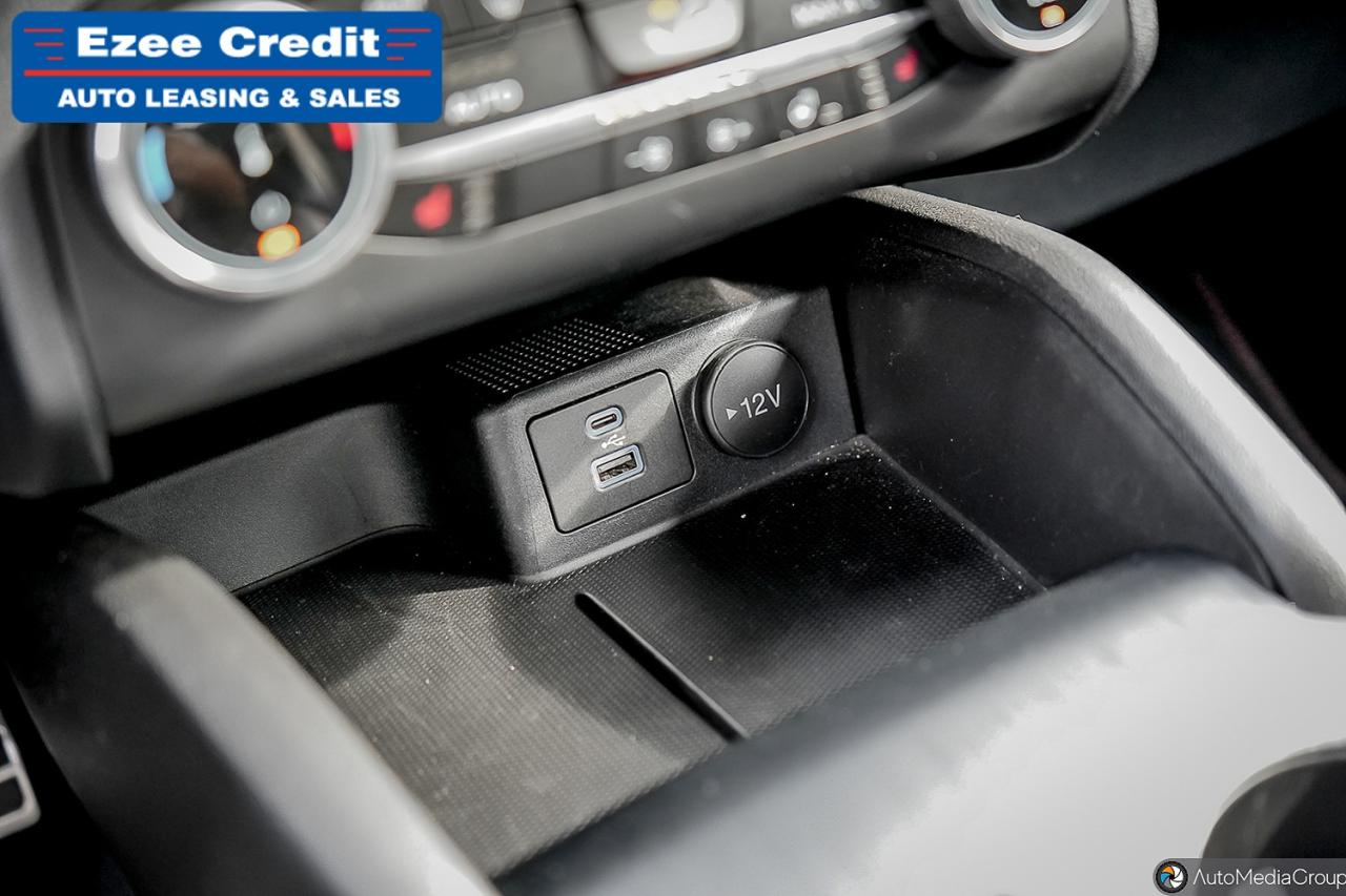 2023 Ford Escape ST-Line Photo21