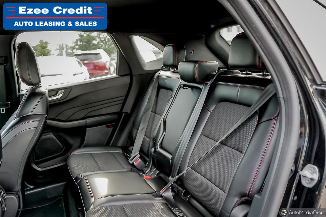 2023 Ford Escape ST-Line Photo39