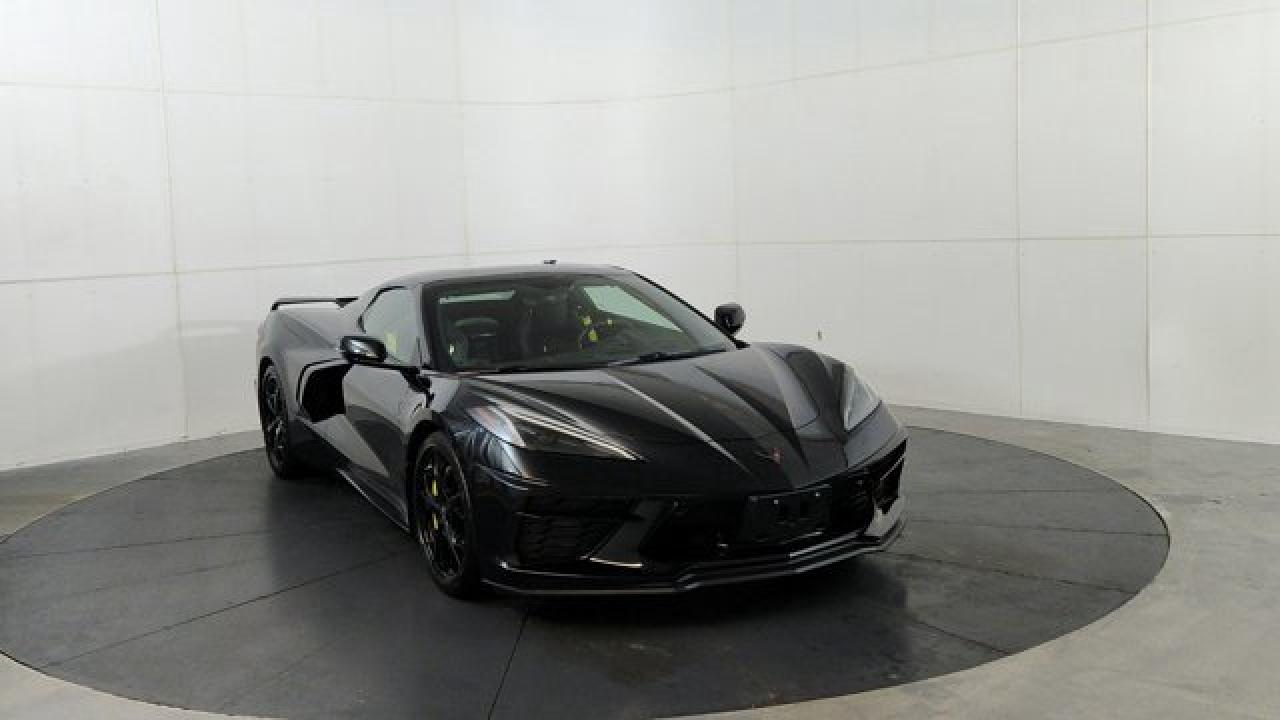 Used 2021 Chevrolet Corvette 3LT Convertible Z51 Perfromance Pkg, Front Lift Adjust Height for sale in Winnipeg, MB
