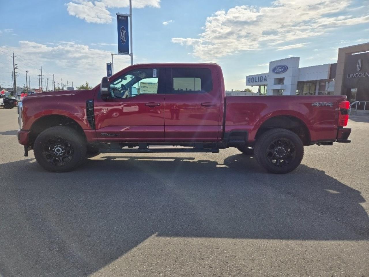 2026 Ford F-250 Super Duty SRW XLT Photo2