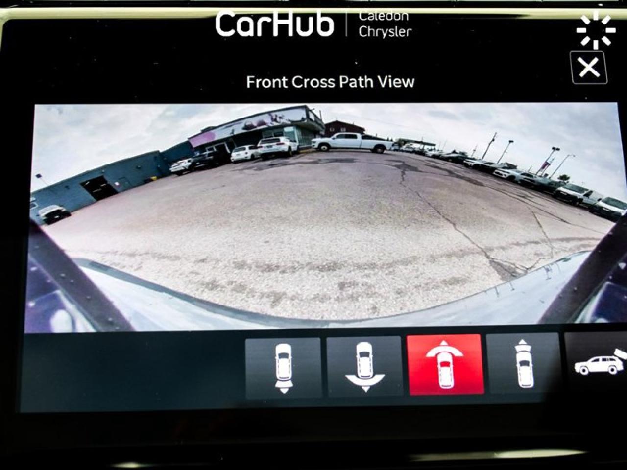 2025 Jeep Grand Cherokee L Limited 7 Seater Pano Sunroof 360 Camera Luxury Group Photo