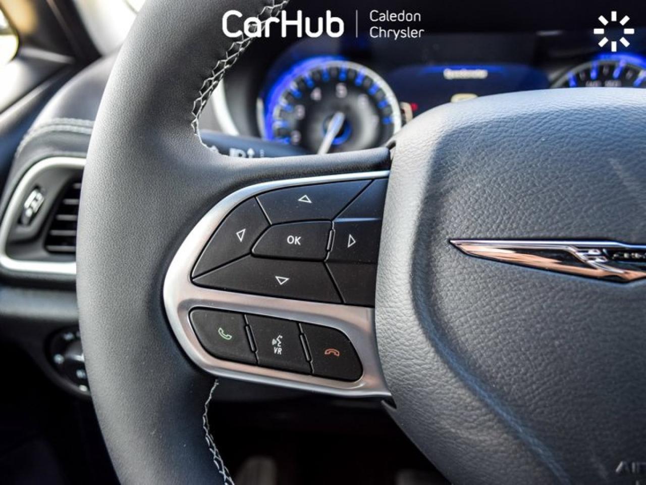 2026 Chrysler Pacifica Select  Passenger 8 Passenger Navigation Remote Start Photo