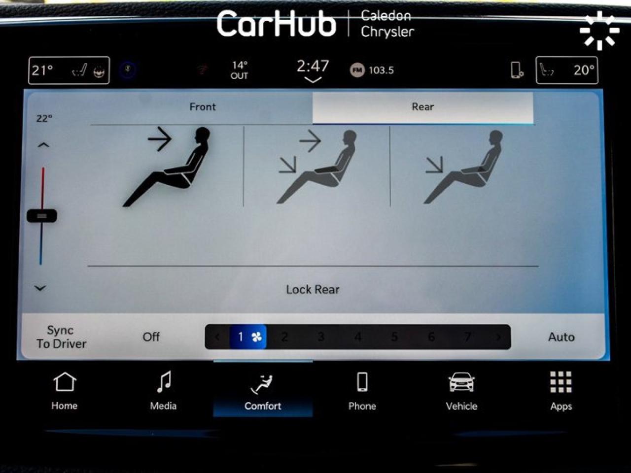 2026 Chrysler Pacifica Select  Passenger 8 Passenger Navigation Remote Start Photo