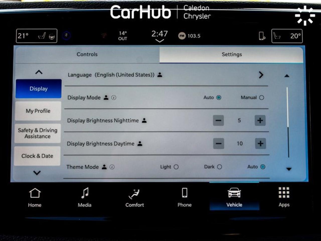 2026 Chrysler Pacifica Select  Passenger 8 Passenger Navigation Remote Start Photo