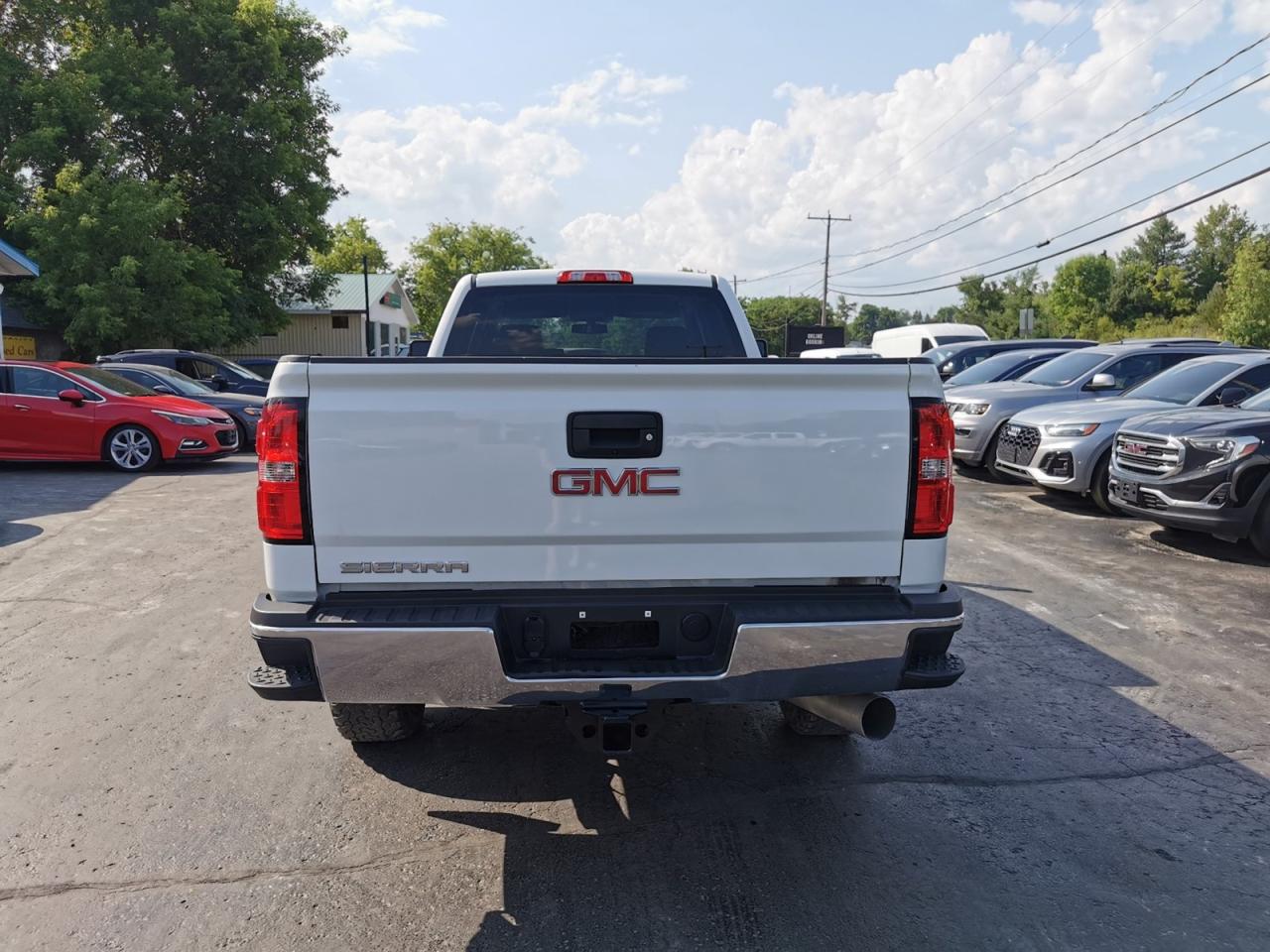 2019 GMC Sierra 2500 HD - Photo #4