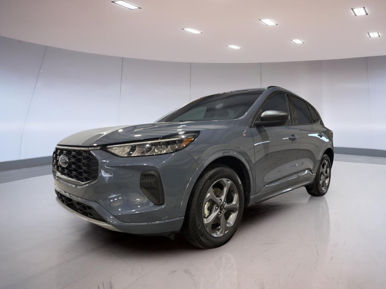 Used 2023 Ford Escape Hybrid ST-LINE for sale in Moose Jaw, SK