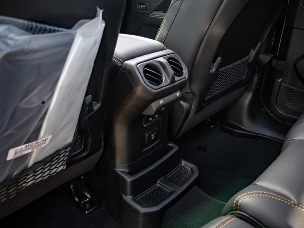 2025 Jeep Wrangler Sahara Photo