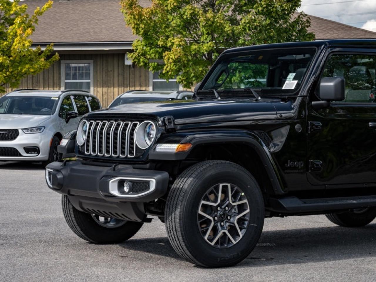 2025 Jeep Wrangler Sahara Photo