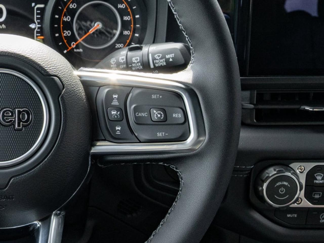 2025 Jeep Wrangler Sahara Photo