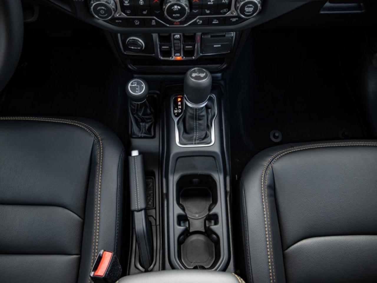 2025 Jeep Wrangler Sahara Photo